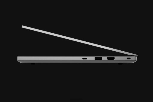 Razer Customize your Blade 14 84Z6N3 Laptop One Color