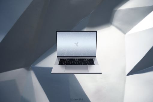 Razer Customize your Blade 16 84Z6N6 Laptop One Color