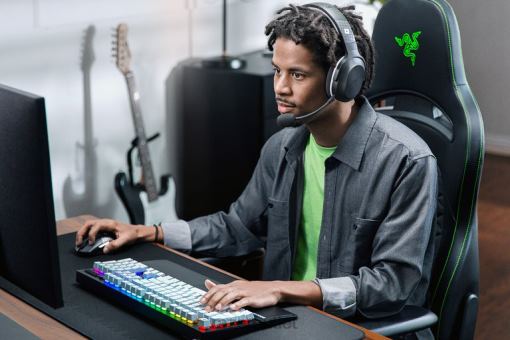 Razer Barracuda - Roblox Edition 84Z6N93 Gaming Audio One Color