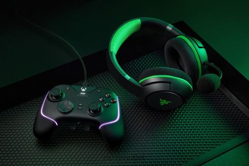 Razer Wolverine V2 Chroma 84Z6N160 Console Black
