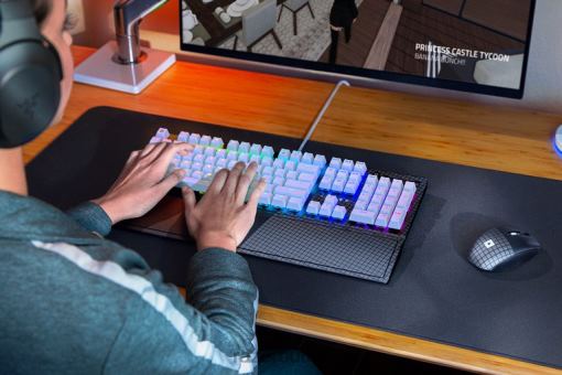 Razer BlackWidow V3 - Green Switch - US - Roblox Edition 84Z6N59 Keyboard White