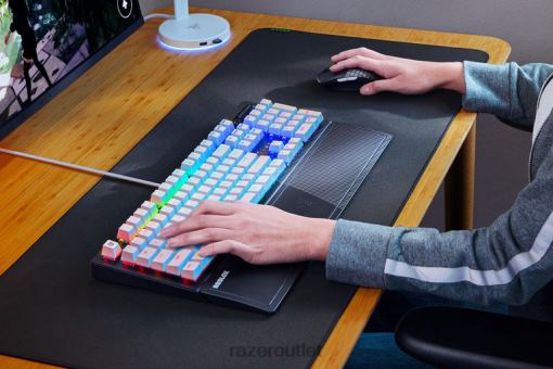 Razer BlackWidow V3 - Green Switch - US - Roblox Edition 84Z6N59 Keyboard White