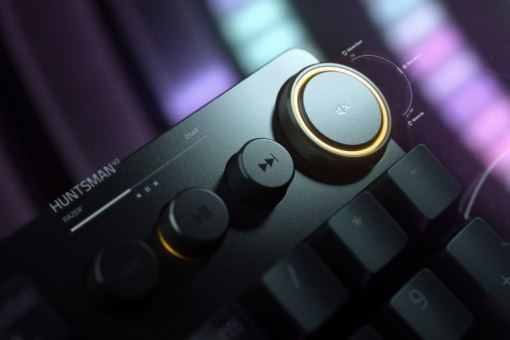 Razer Huntsman V2 - Clicky Optical Switch - US 84Z6N69 Keyboard One Color