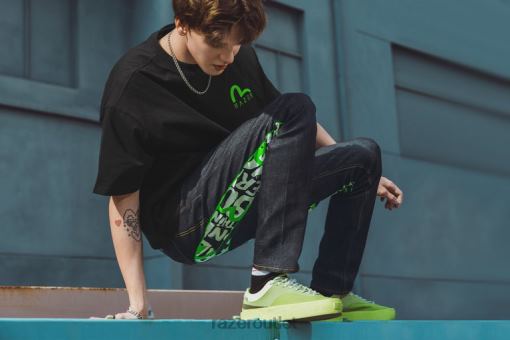 Razer EVISU Daicock Print with Embroidery Carrot-Fit Jeans #2017 84Z6N192 Apparel One Color